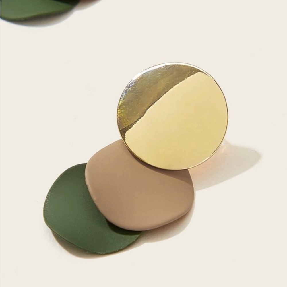 ✨2/$25✨Layered Disc Drops✨ - Picture 3 of 4